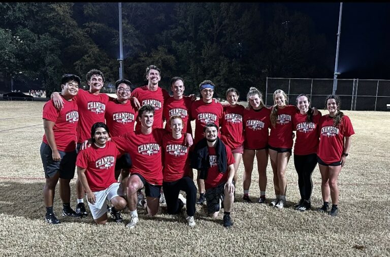 Ultimate Frisbee – CoRec : Bark