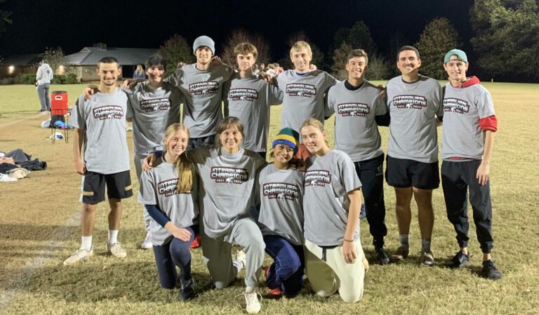 Ultimate Frisbee – CoRec : Bad Mr. Kitties