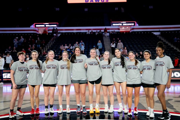 Basketball – Women’s : Bug’s World