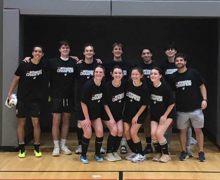Indoor Soccer – CoRec : Team Sullivan